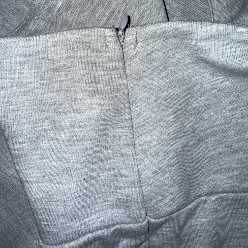 NWT COMMENSE Soft Stretch Side Zip Flare Lounge Pants Frayed Hem Grey Small - Picture 9 of 9